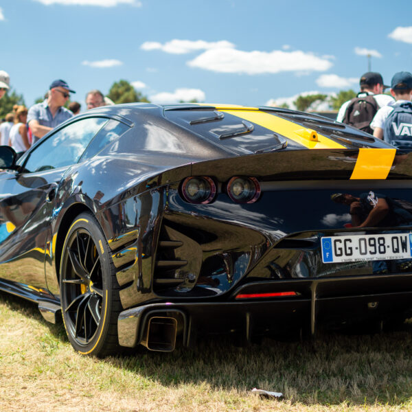 Ferrari 812 Competizione