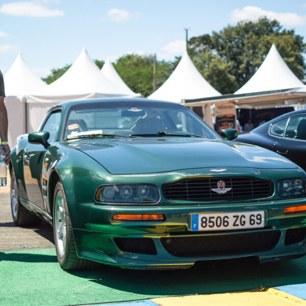 Aston Martin Vantage V550